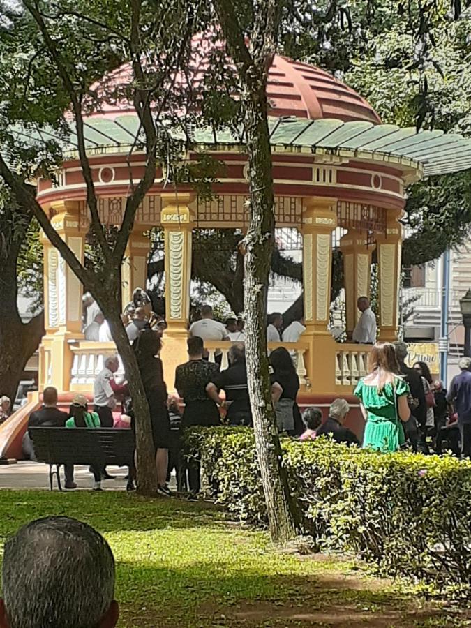 Aconchego No Centro De Pocos! Leilighet Poços de Caldas Eksteriør bilde